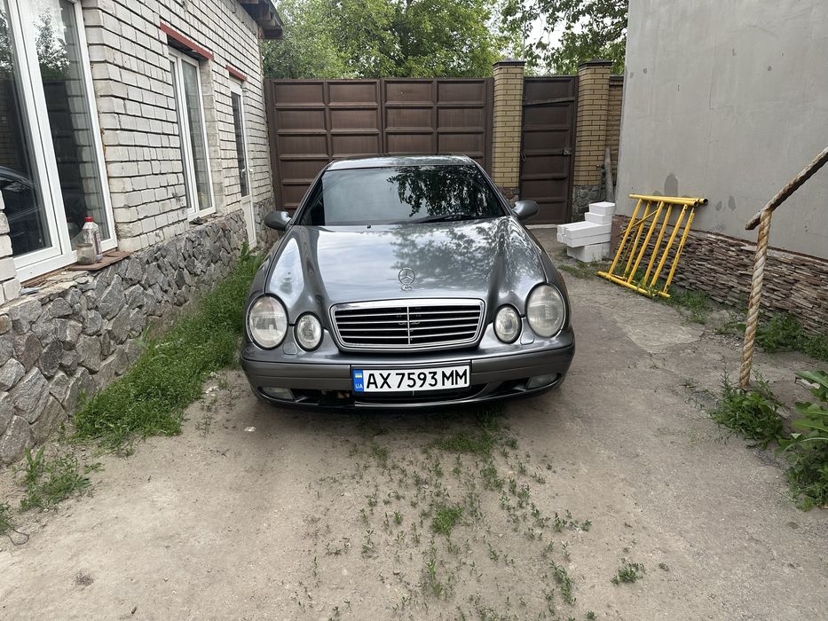 Mersedes clk w208