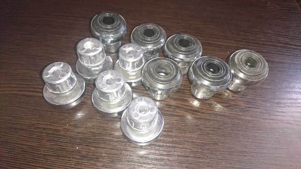 Продам R-11M втулка R-13 M ножка