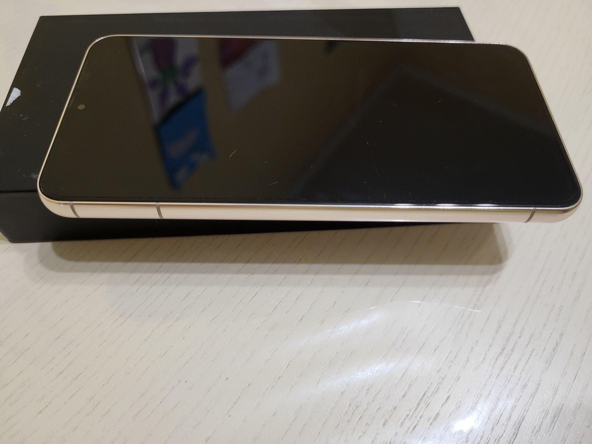 Смартфон Samsung Galaxy S22+ Plus 5G (Самсунг С22+ плюс)