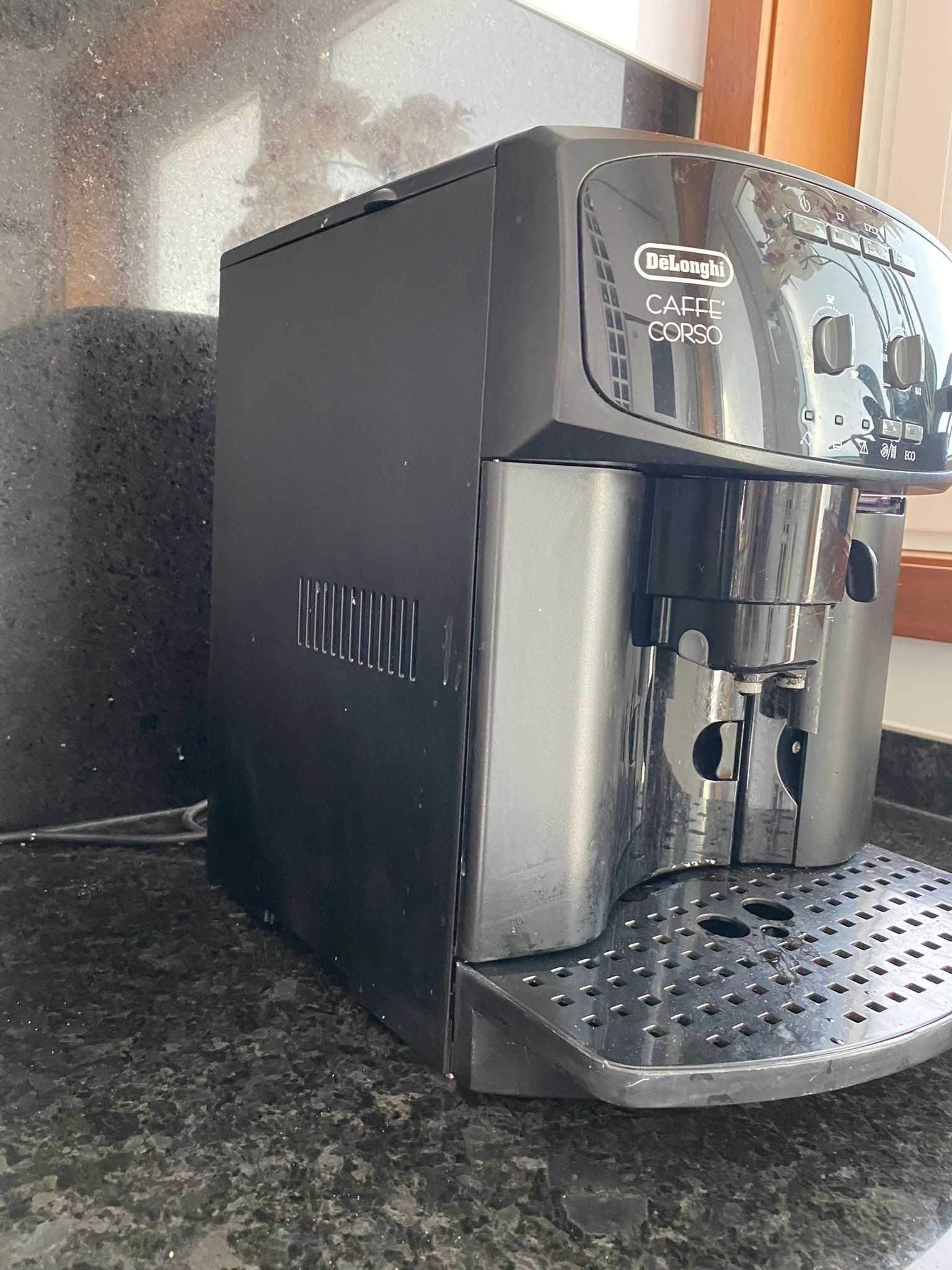 Máquina Café DeLonghi