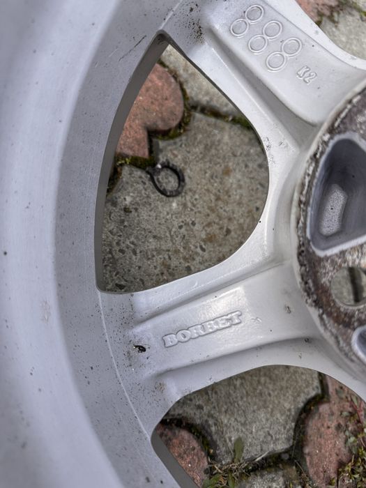 Диски Borbet R15 7j PCD5*112 ET35 CB70535