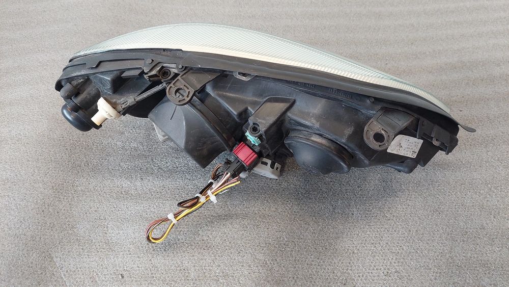 Ótica / farol esquerda OPEL Astra G Classic (F08, F48)