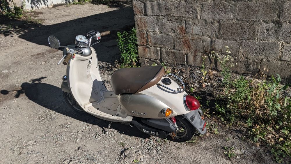 Скутер Yamaha Vino 4t