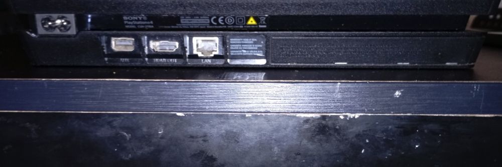 PlayStation 4 em bom estado