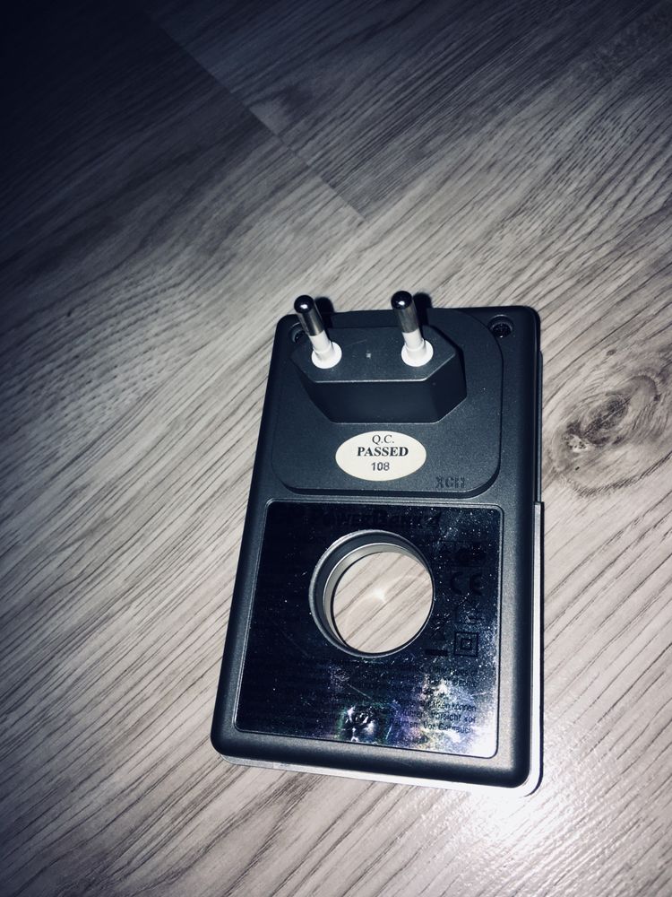 Ładowarka AAA /AA Gp power bank4