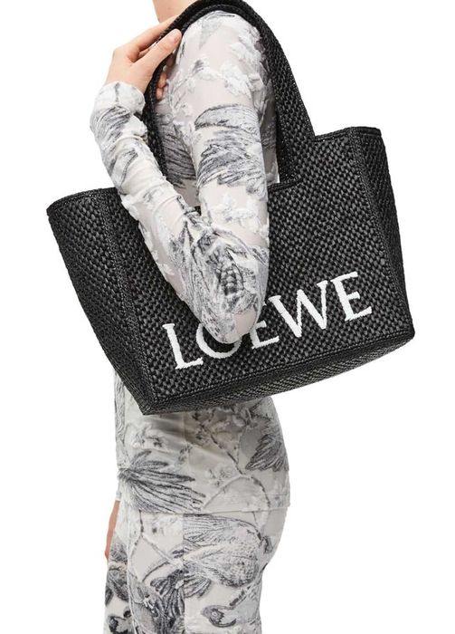 Сумка Medium Font Tote In Raffia Black