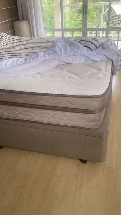 Cama box com colchao queen size