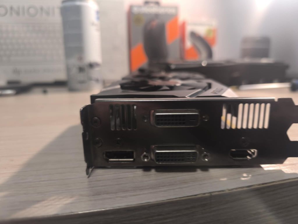 Karta graficzna GTX 950 strix 2gb