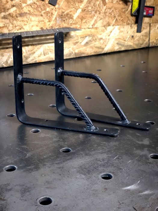 Mocne (wzmacniane) wsporniki do półek 190x175 mm