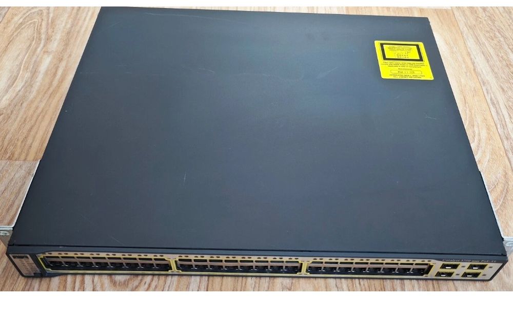 Комутатор POE CISCO - WS-C3750-48PS-S - Catalyst 3750 48 PoE + 4 SFP