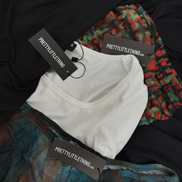 Стоковий одяг оптом, Pretty Little Thing