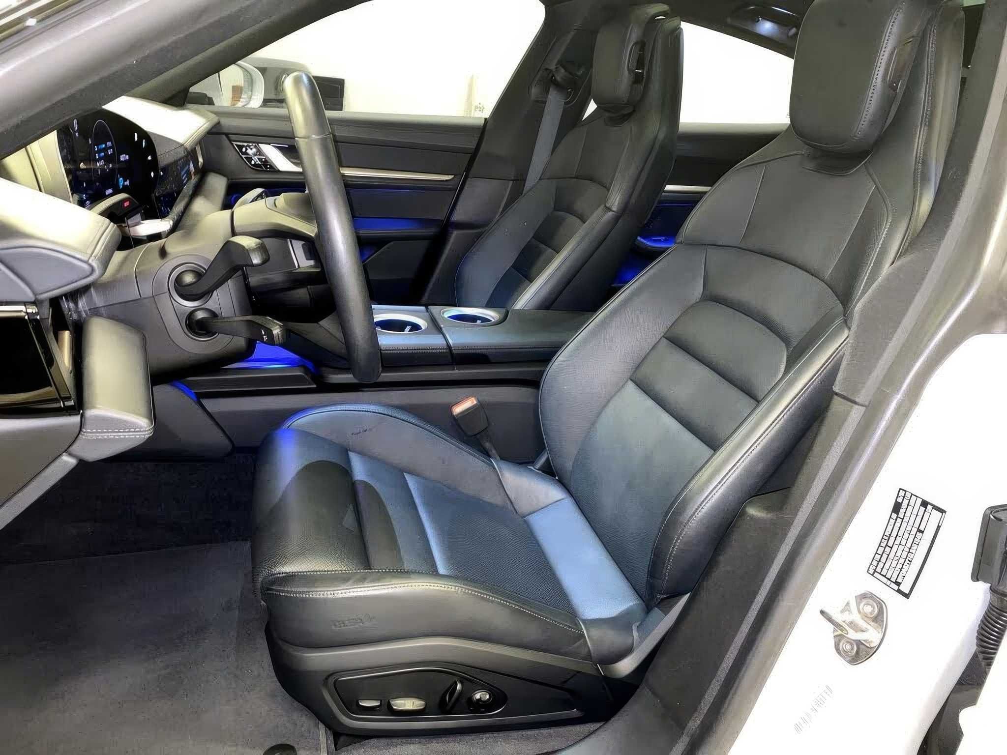 Porsche Taycan 2020