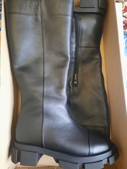 Сапоги шкіряні жіночі
