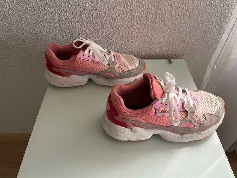 Sapatos Ténis Sapatilhas Adidas Falcon W Rosa Degrade Bege Laranja