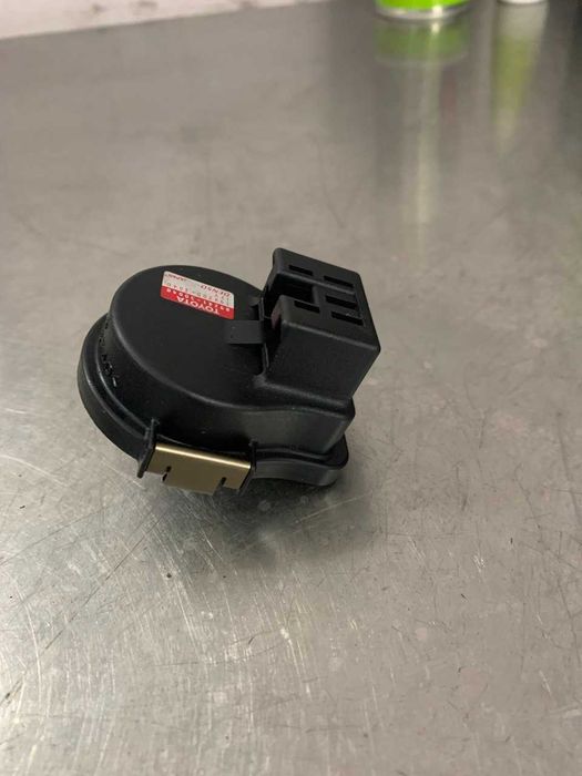 89241-30040 Мотор актуатор керування амортизаторами Lexus LS-460