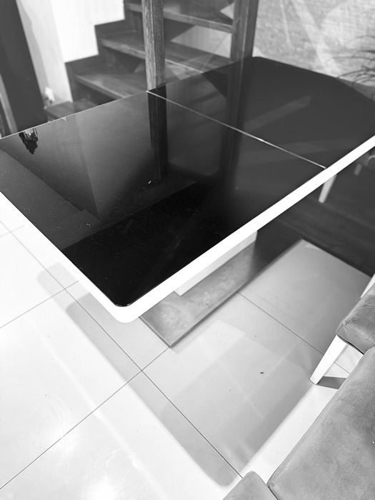 Stół szklany glamour