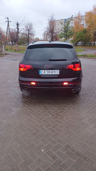 Продам Audi Q7 S-Line