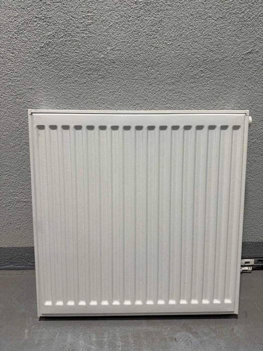 Nowy Grzejnik / Kaloryfer / 600 x 600 PURMO