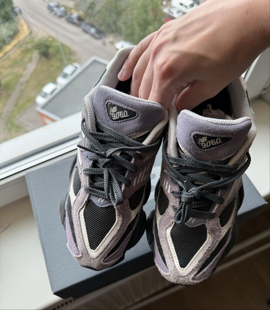 New Balance 9060