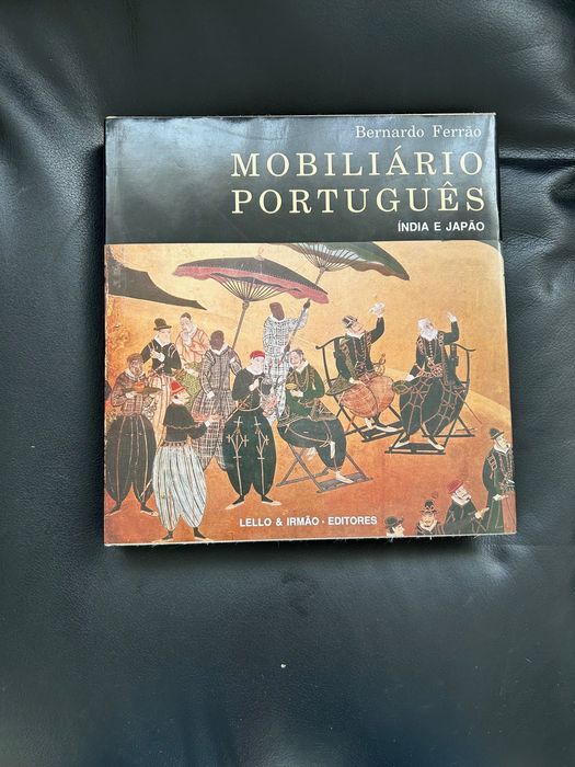 Obra
Bernardo Ferrão, Mobiliário português, 4 vols 
 Muito Bom Estado
