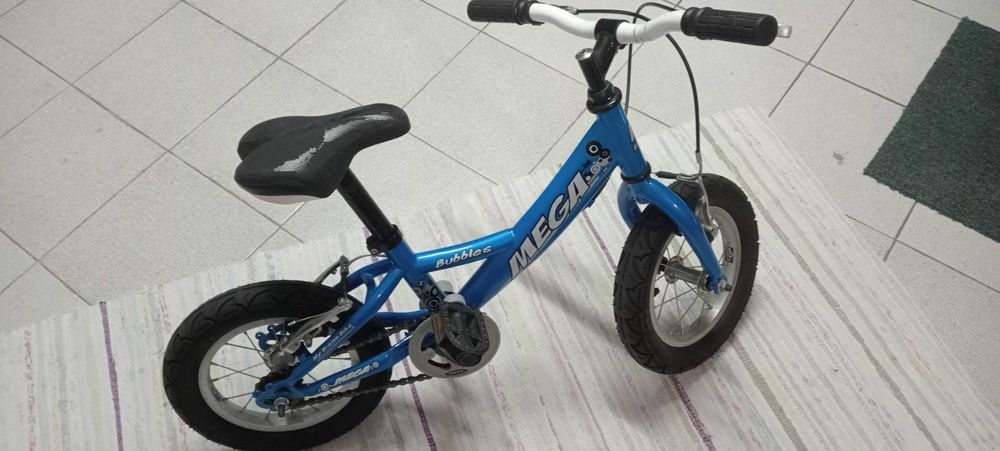 Bicicleta roda 12 + capacete