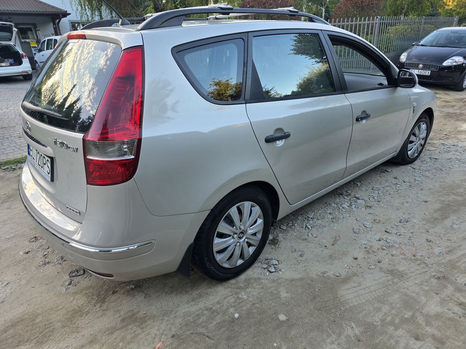 Hyundai i30 Kombi 1.6 crdi SalonPL Od 12latWl Zamiana