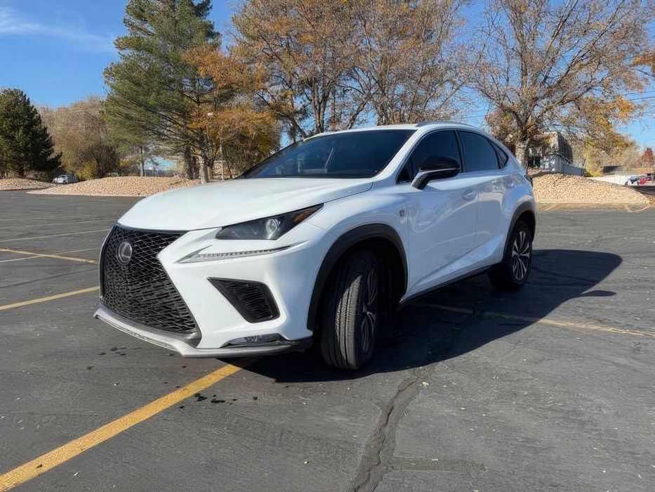 Lexus NX 300      2019