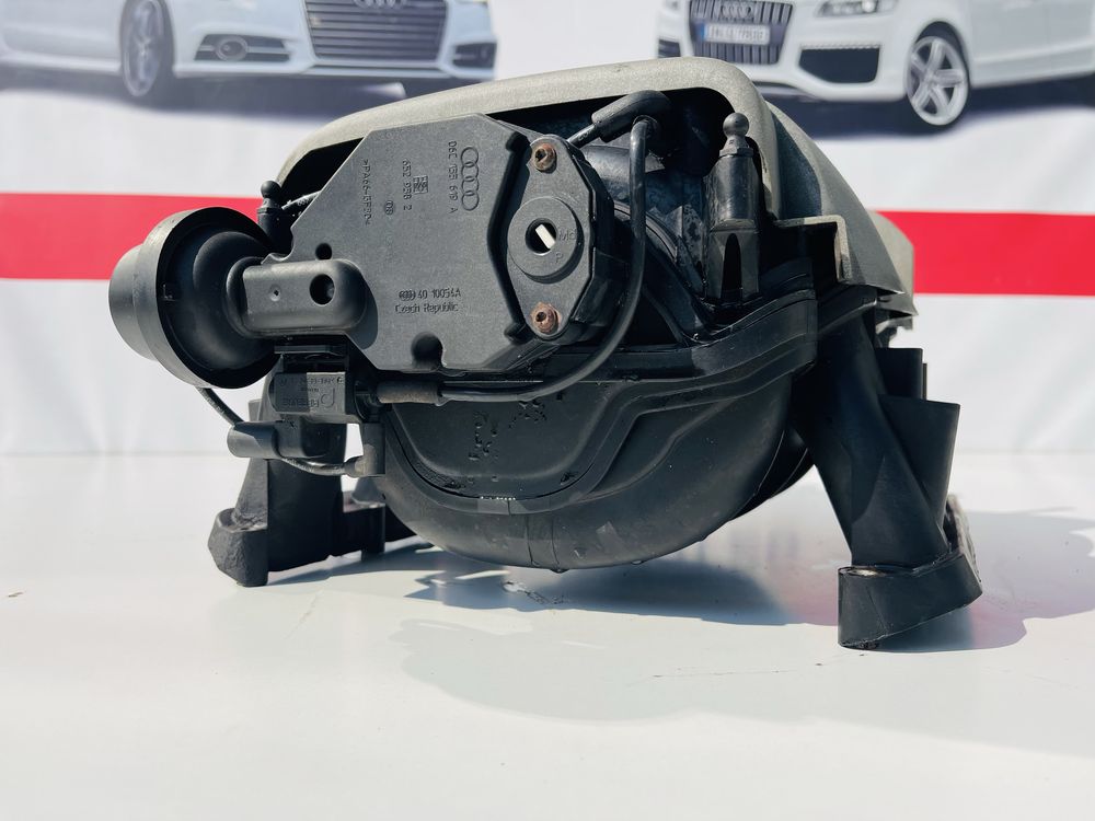 Впускний Колектор Audi A6 C6 2.4 BDW Впускной A6529358 Авторозборка