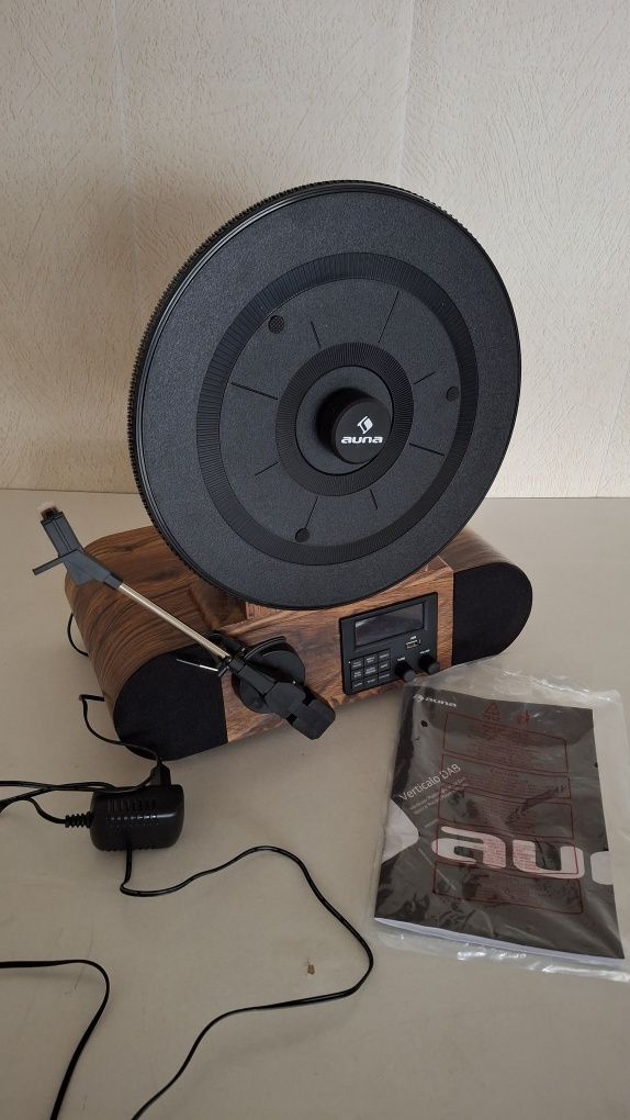 Gramofon Verticalo SE DAB tuner UKF, USB, Bluetooth, AUX