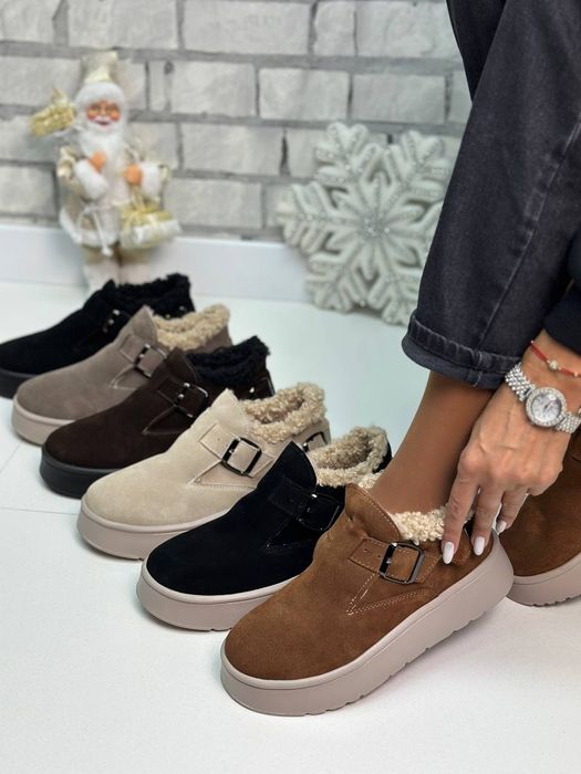 Жіночі шкіряні зимові анатомічні черевики в кольорах