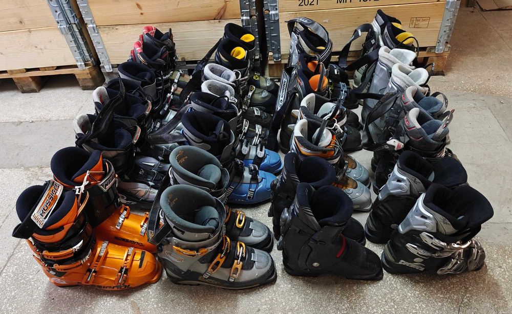 60 X pakiet butów narciarskich (cena za parę 20 zł), buty narciarskie