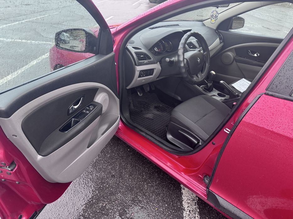 Продам Renault Megane 3 K9K в отличном состоянии!!!