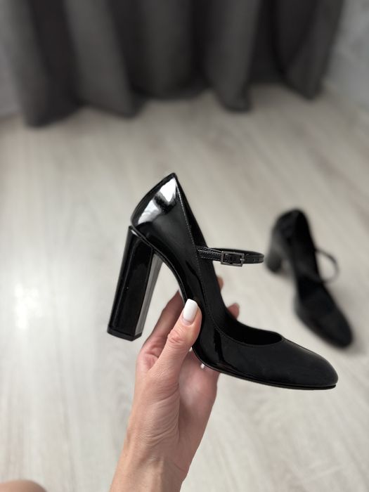 Трендові жіночі лакові туфлі The Kooples р.37