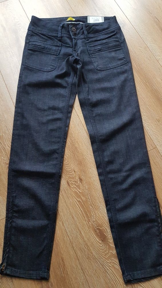 Spodnie jeans Pepe Jeans damskie L240 Gift dżinsy