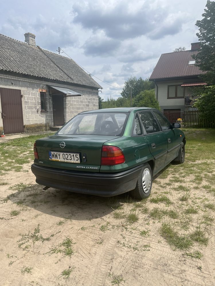 Astra f classic benzyna gaz