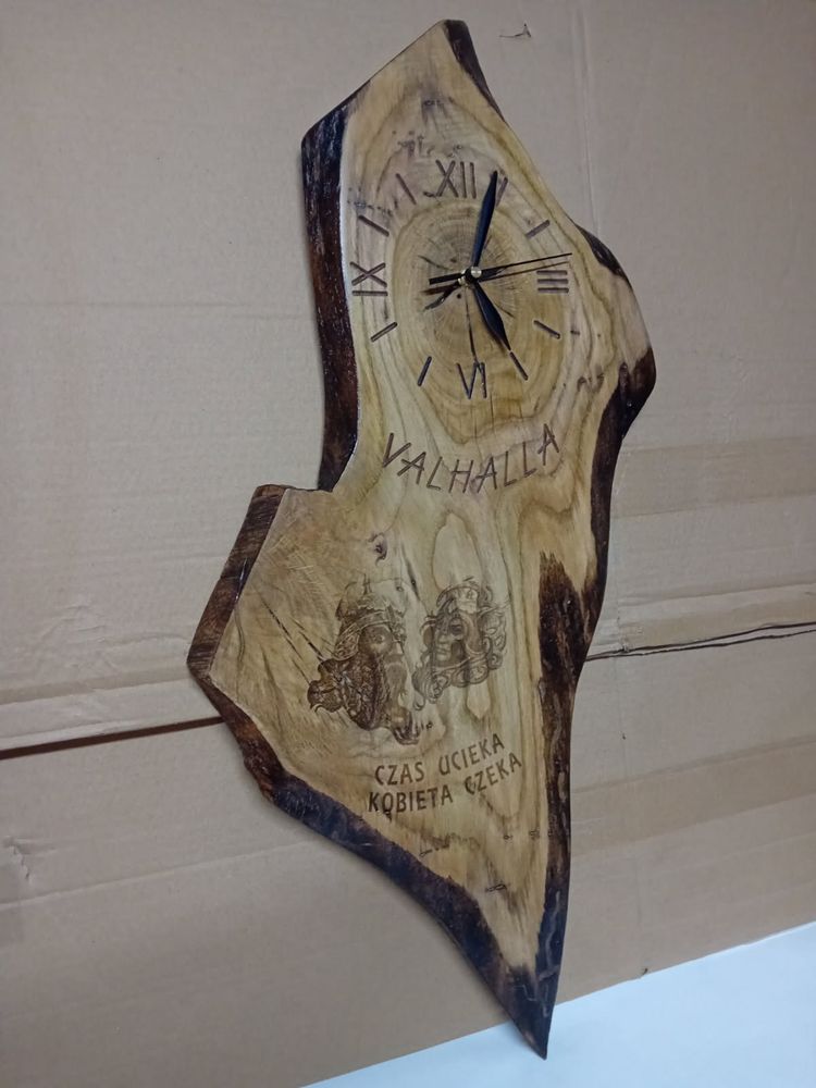 Zegar gitara z drzewa
