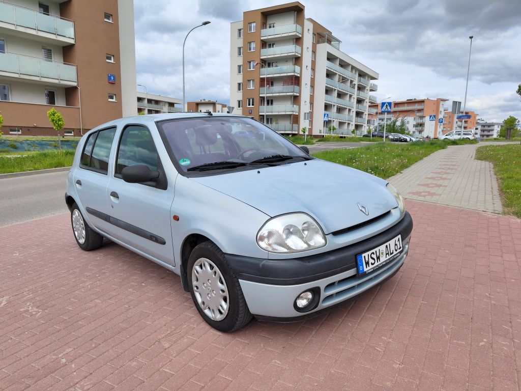Renault Clio z klimą z Niemiec