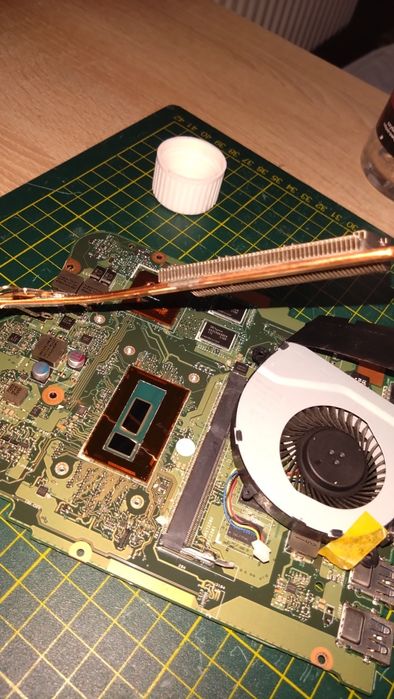 Serwis komputerów, laptopów, konsol i padów  wieloletnie doświadczenie