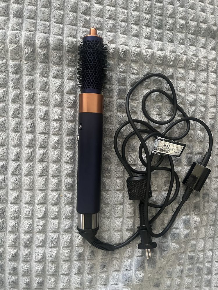 Suszarko- lokówka Dyson HS01