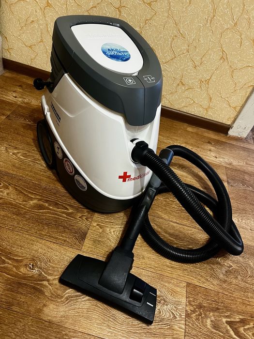 Пилосос KÄRCHER DS 5600 —  водяний фільтр!