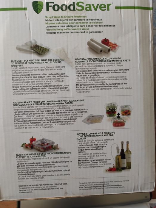 Вакуумний пакувальник FoodSaver FFS016X