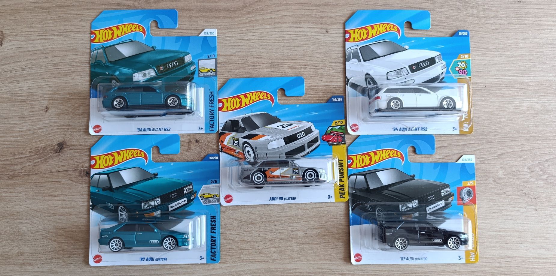 5 sztuk Hot Wheels Audi 90 Quattro '87 Audi Quattro '94 Audi Avant RS2