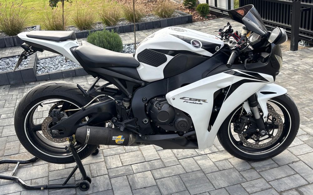 Honda CBR1000rr sc59 2008 + dodatki lub zamiana na busa