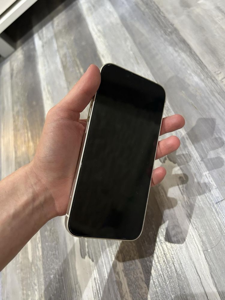 Iphone 14 128 GB - kolor biały