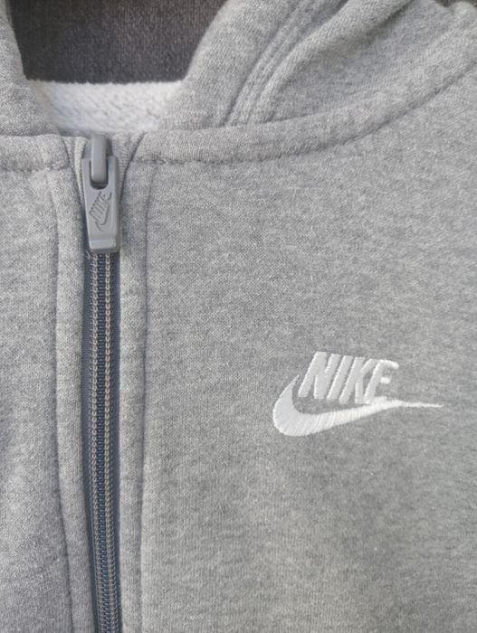 Casaco cinza da nike! É unissexo