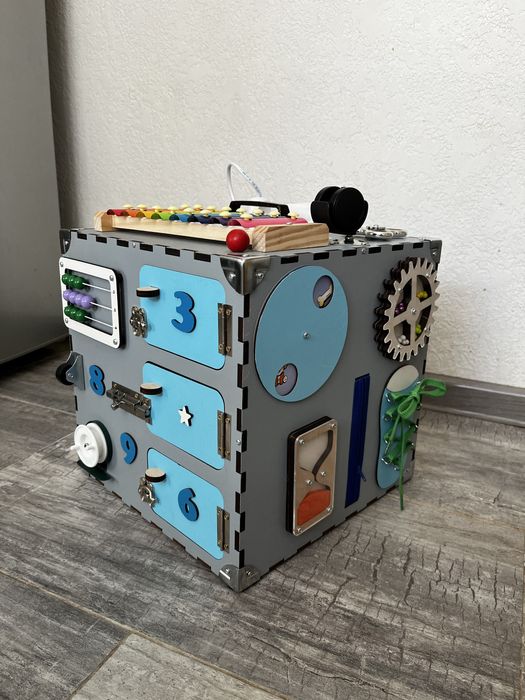 Дитячий бізікуб 30х30