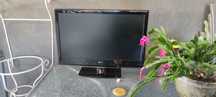 TV LG pequena 60 euros