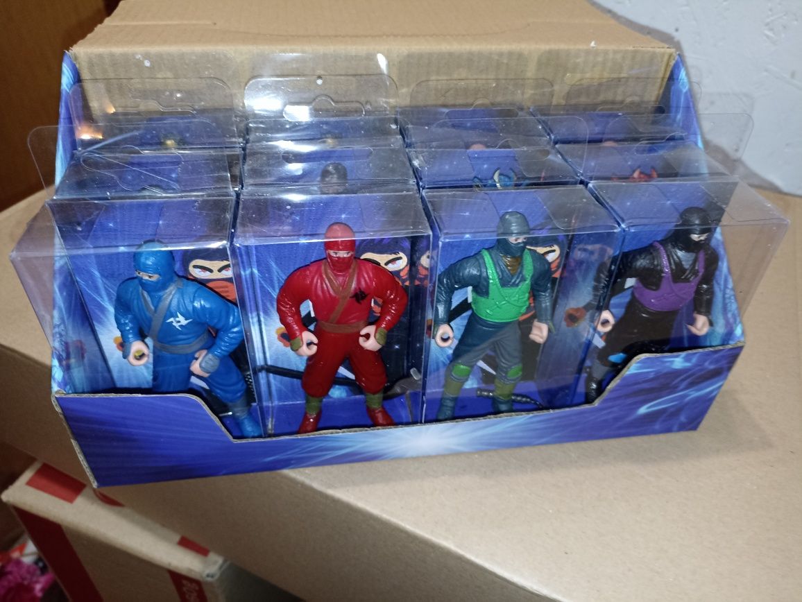 figurki Japońscy wojownicy samurajowie i ninja