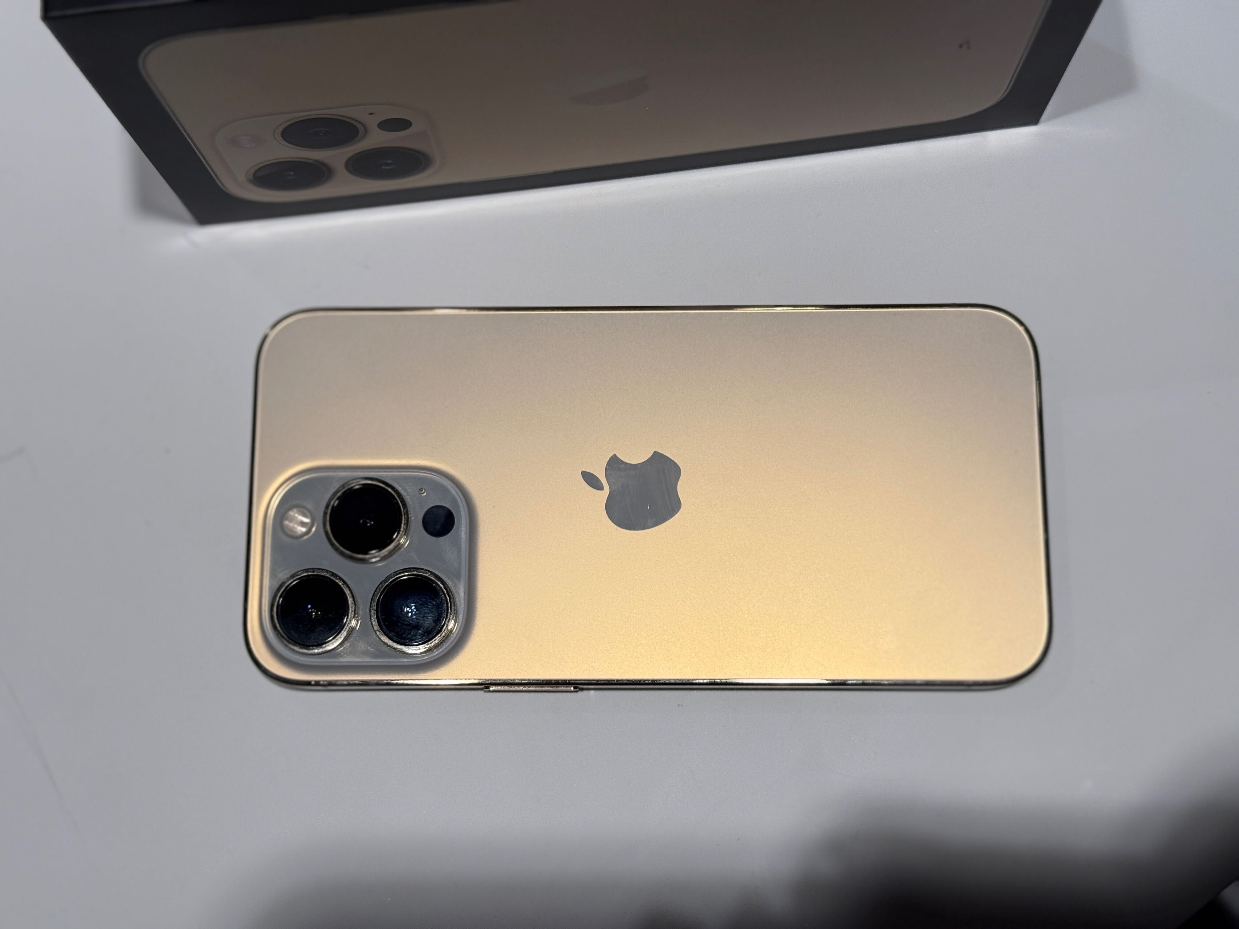 iPhone 13 Pro 1 Tb gold