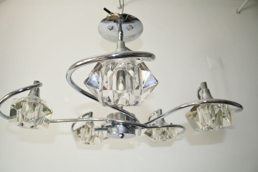 Candeeiro de teto cromado NOVO